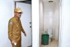 Pj Gubernur Sulbar, Prof Zudan Sidak Fasilitas Toilet di Sejumlah OPD,     Ingatkan OPD Gerak Cepat